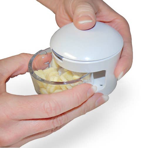 Kitchen Innovations Inc. - Wholesale Kitchen Tool/Gadget - Garlic Perfection (Garlic Chopper)3