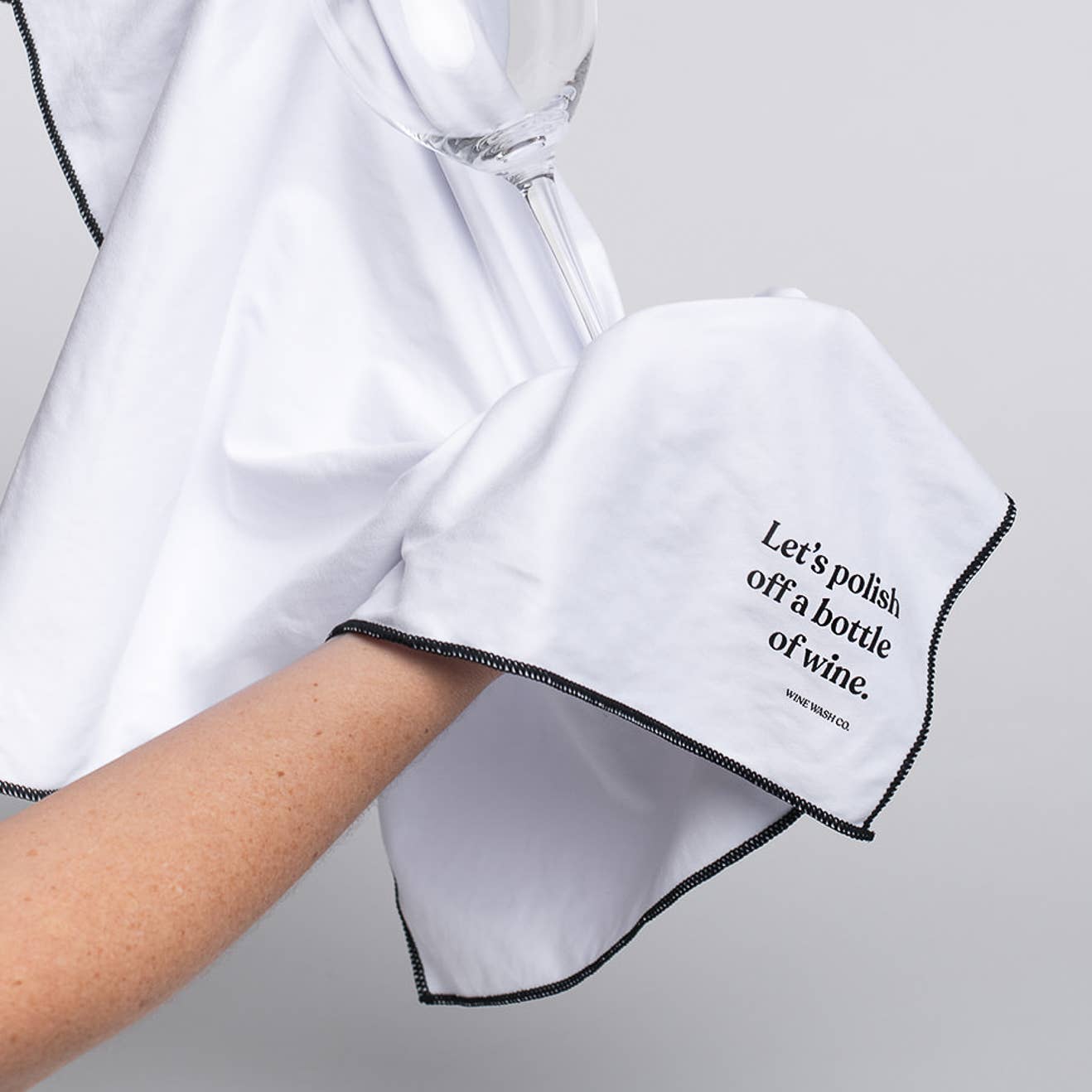 Wine Wash Co. - Wholesale Bar Tool - Microfiber Polishing Cloth1