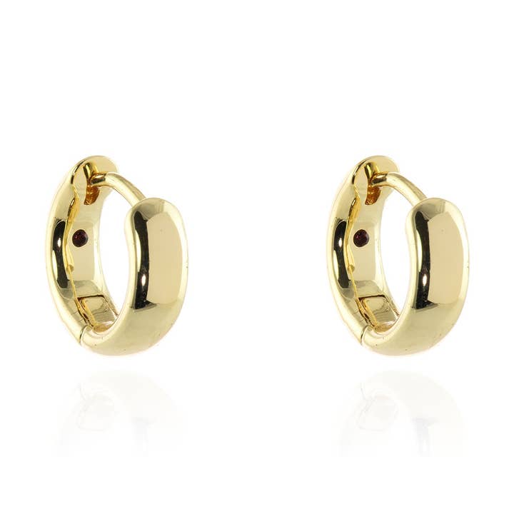 Sabrina Huggie Créole Or 12mm pour la vente par Cachet London