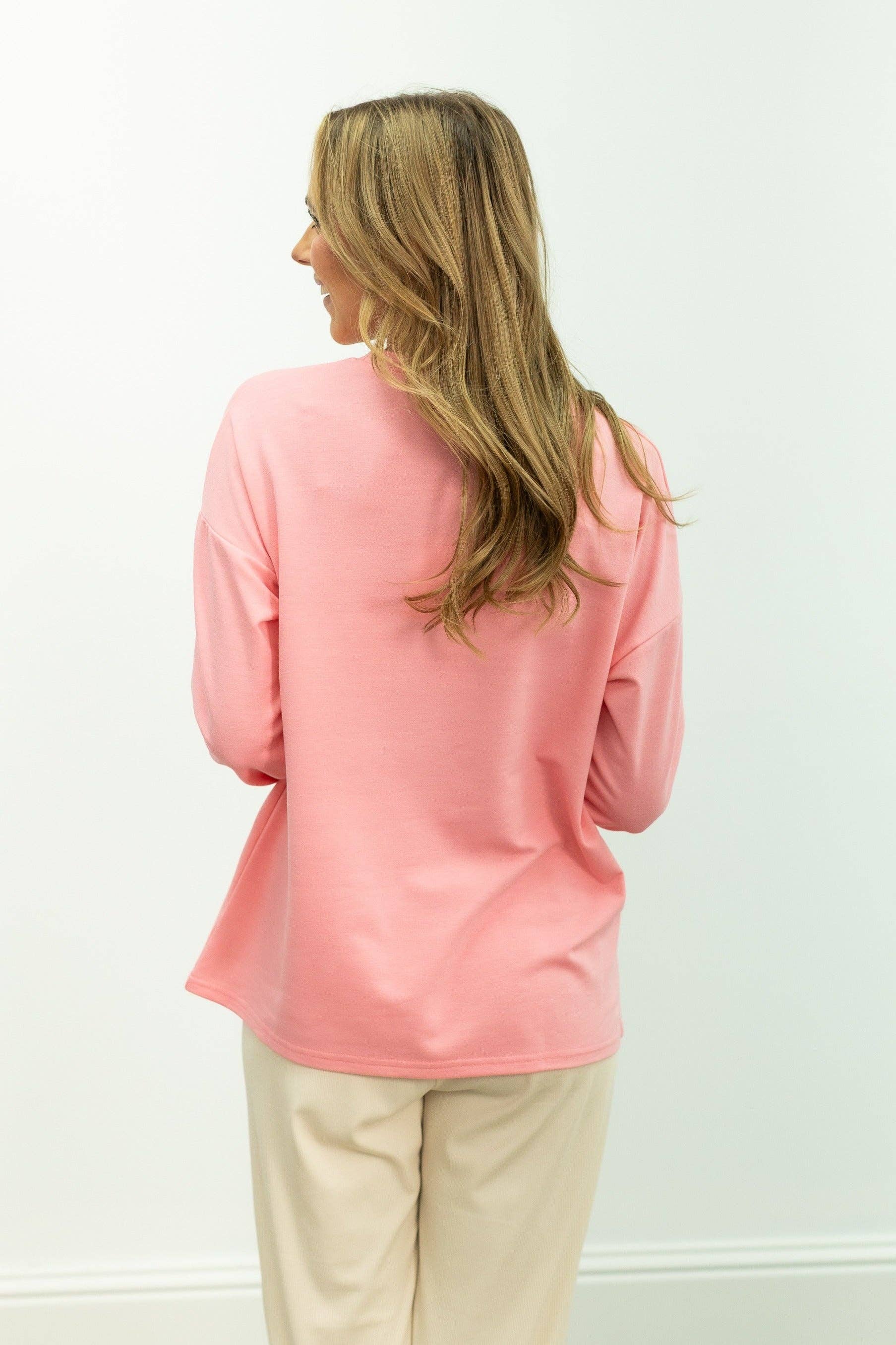 Apres Ski on Light Weight Sweatshirt, Pink for wholesale on Faire7