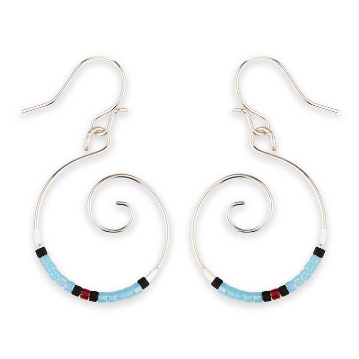 Boucle d'oreille pendante Heishi Bead Smile pour la vente par Mark Steel Jewelry