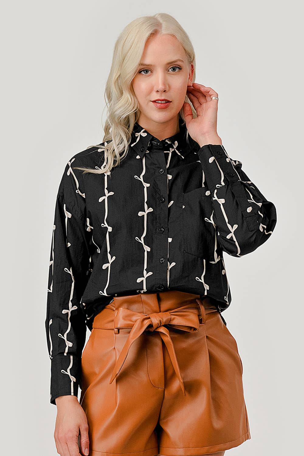 GeeGee x Lovelo - Wholesale Button Down Shirt - Women's - Ribbon Stripe Pattern Button-Up Shirt, OT5091816