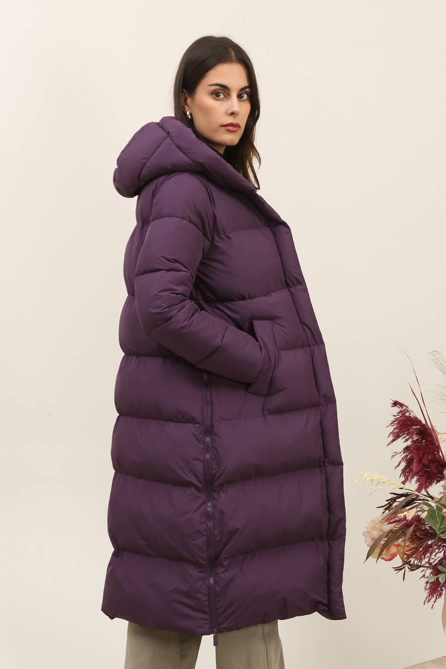 Attrait Paris - Wholesale Puffer Jacket - Women's - Long quilted down jacket with hood28