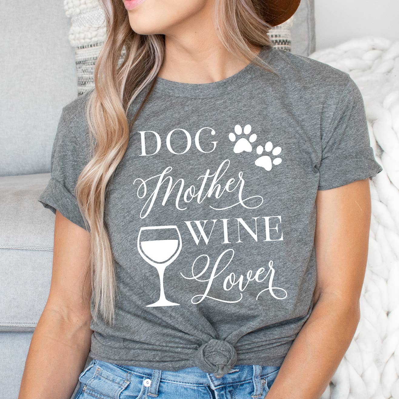 Zoe Creative Co - Wholesale Screen Printed T-Shirt - Women's - Dog Mother Wine Lover T-Shirt Pet Lover Dog Mom Tee Shirt16