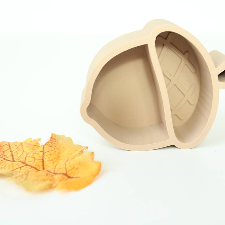 Cup of acorns for wholesale by Kids Kabinet