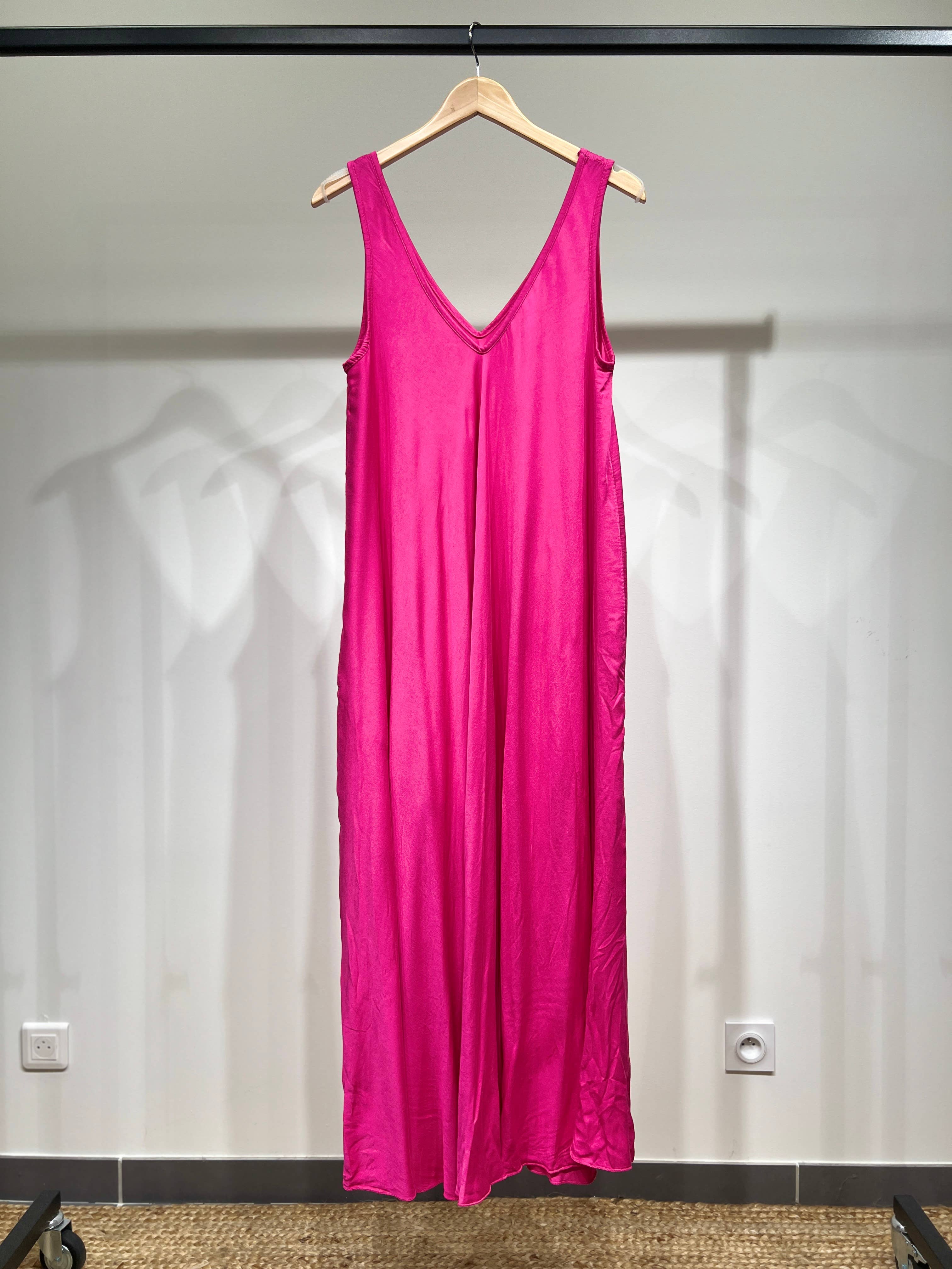 L'Emotion – Großhandel Kleid – Damen – Maxikleid mit V-Ausschnitt und breiten Trägern13