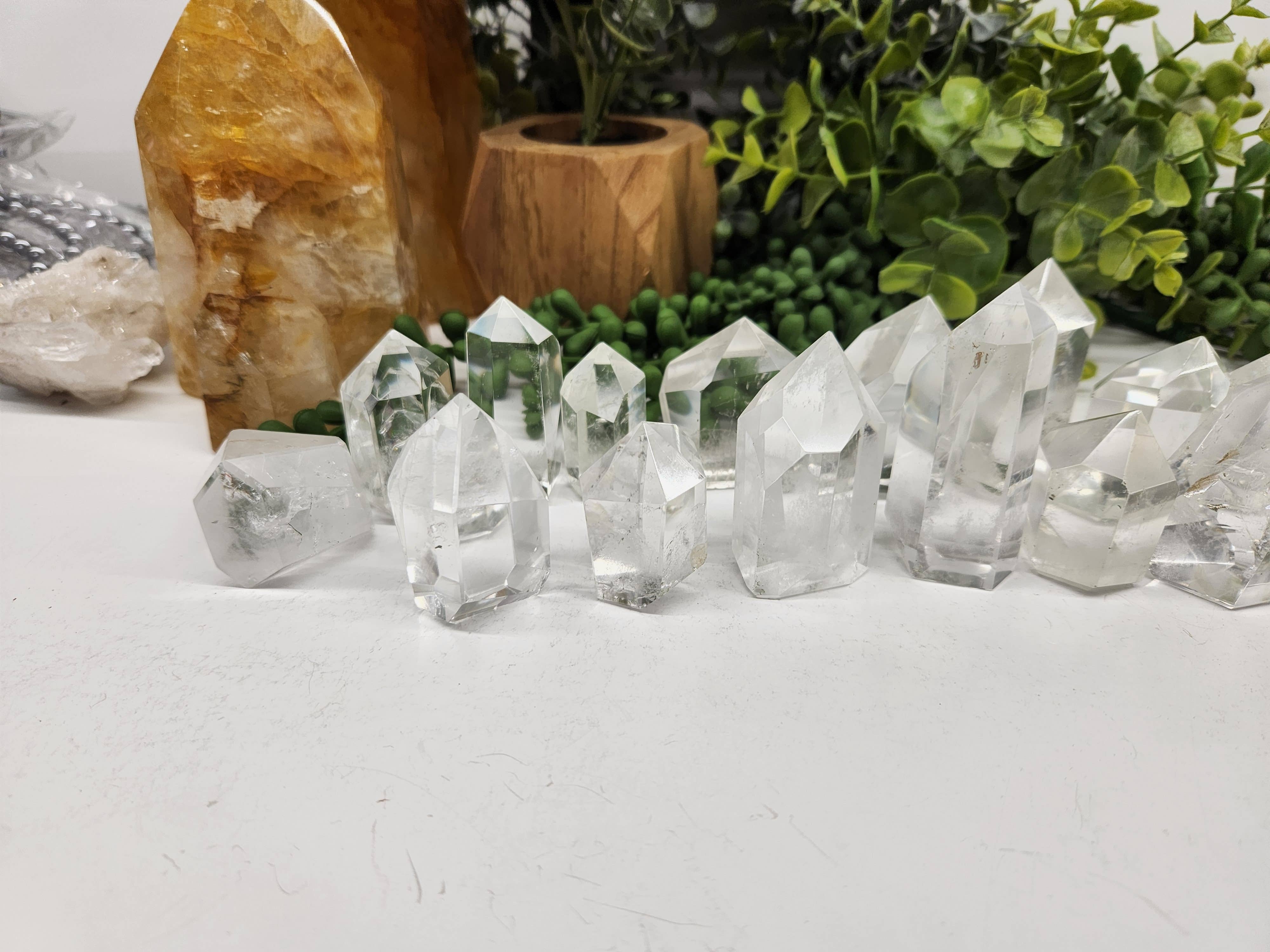 Meraki Gemstones - Wholesale Spiritual Stone/Crystal - Clear Quartz Crystal Polished Points Lot AAA 0.5Kg5
