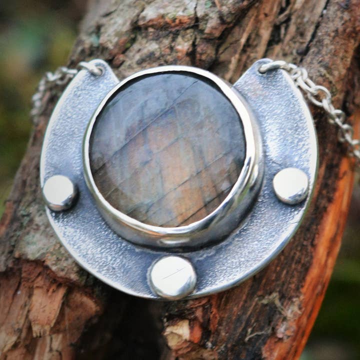 Colar de prata 925 e sua labradorita redonda por atacado de RoxyLab