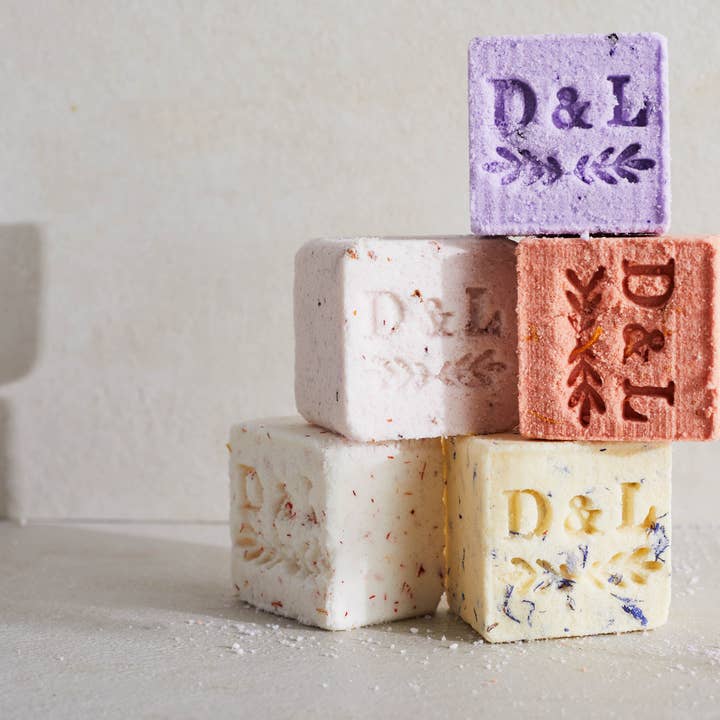 Dot & Lil - Wholesale Bath Bomb/Fizz - Lavender & Hibiscus Sparkling Milk Bath Cube6