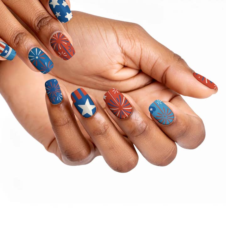 FYNE BODY - Wholesale Press-on/fake nails - Glitter Beam 4th of July Press-On Nails77