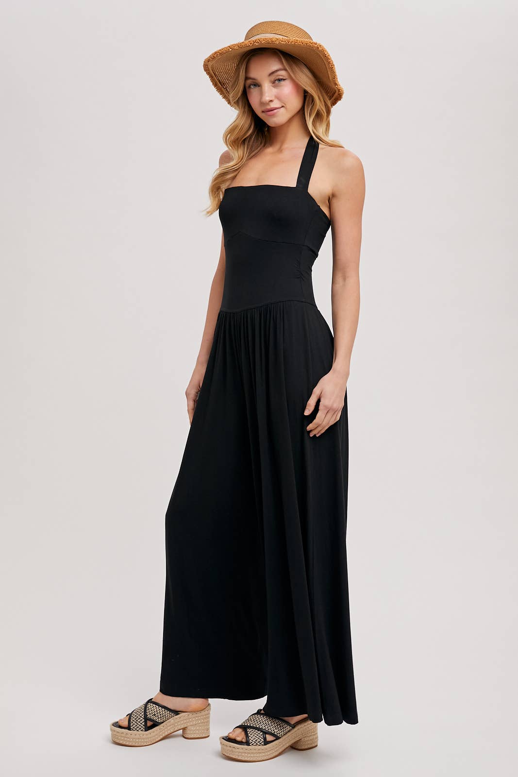 Bluivy – wholesale Jumpsuit – Women's – HALTER TIE-BACK CLOSURE SQUARE NECK WIDE LEG JUMPSUIT7