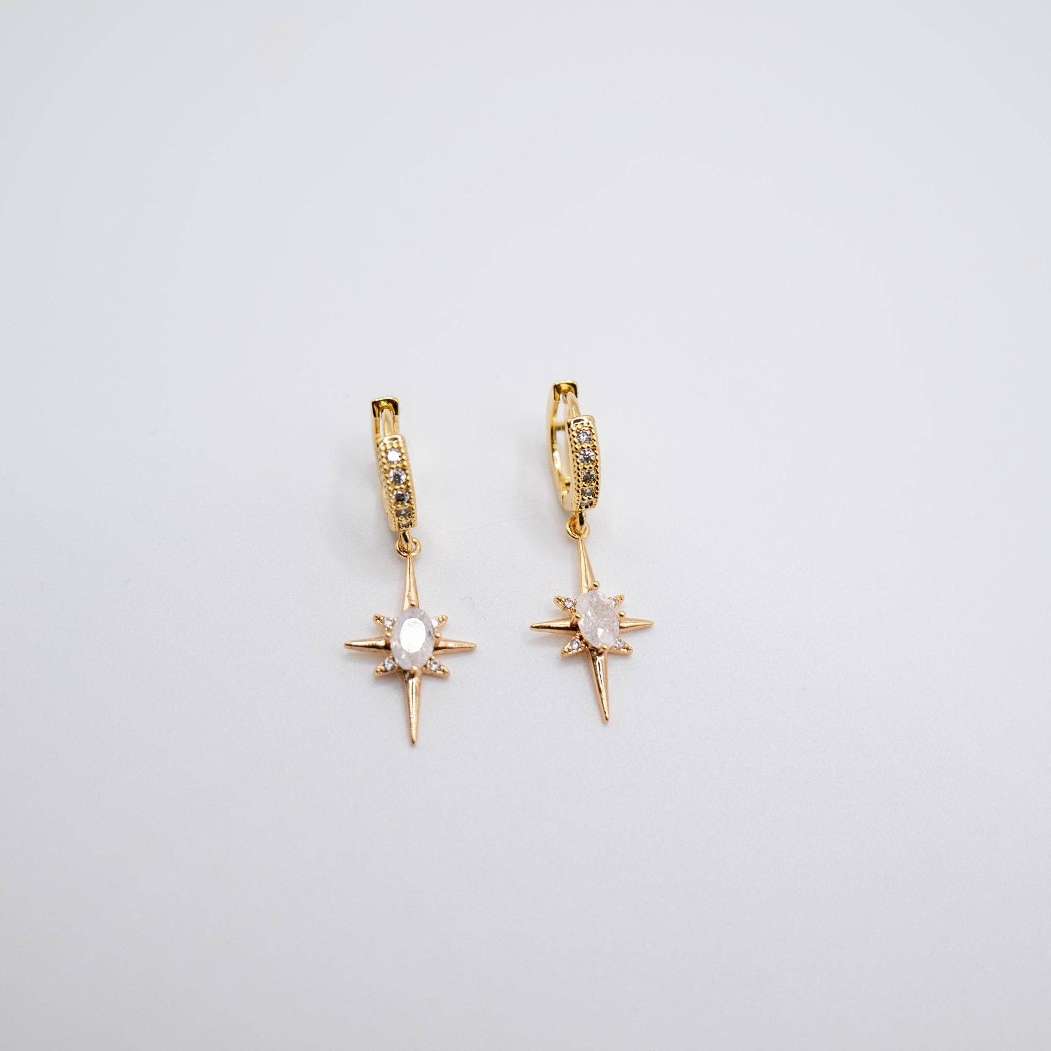 DUESTELLE ITALIA - Wholesale Huggie Earrings - NORTH STAR3