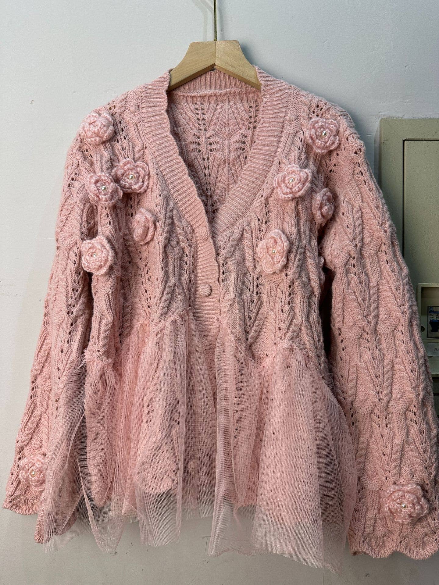 PEACH ACCESSORIES - Wholesale Cardigan - Dames - Superzacht vest met rozenbloemdetails SK1314