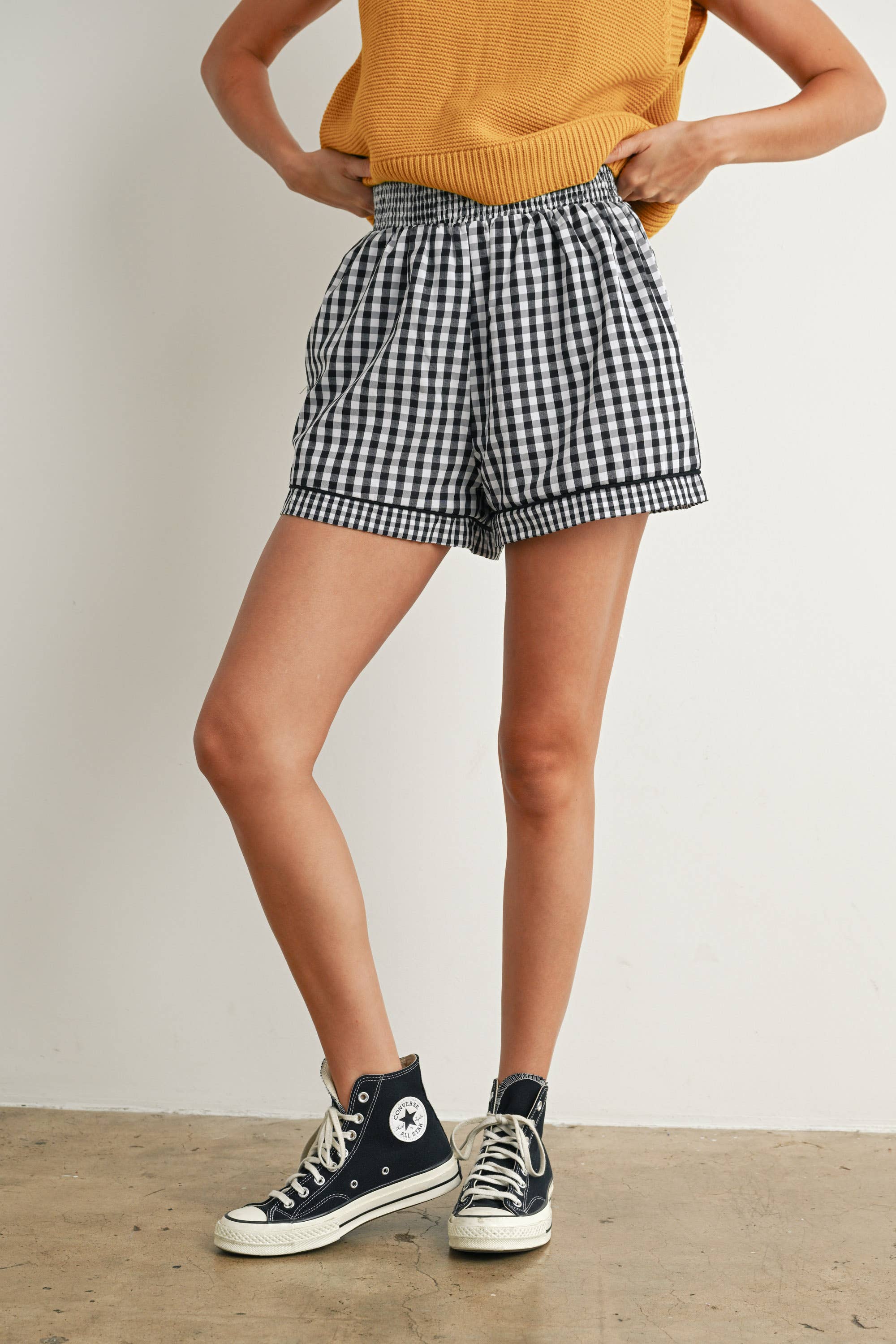 BUTTERMELON - Wholesale Korte broeken - Dames - Garterized Gingham Shorts - BMP765814