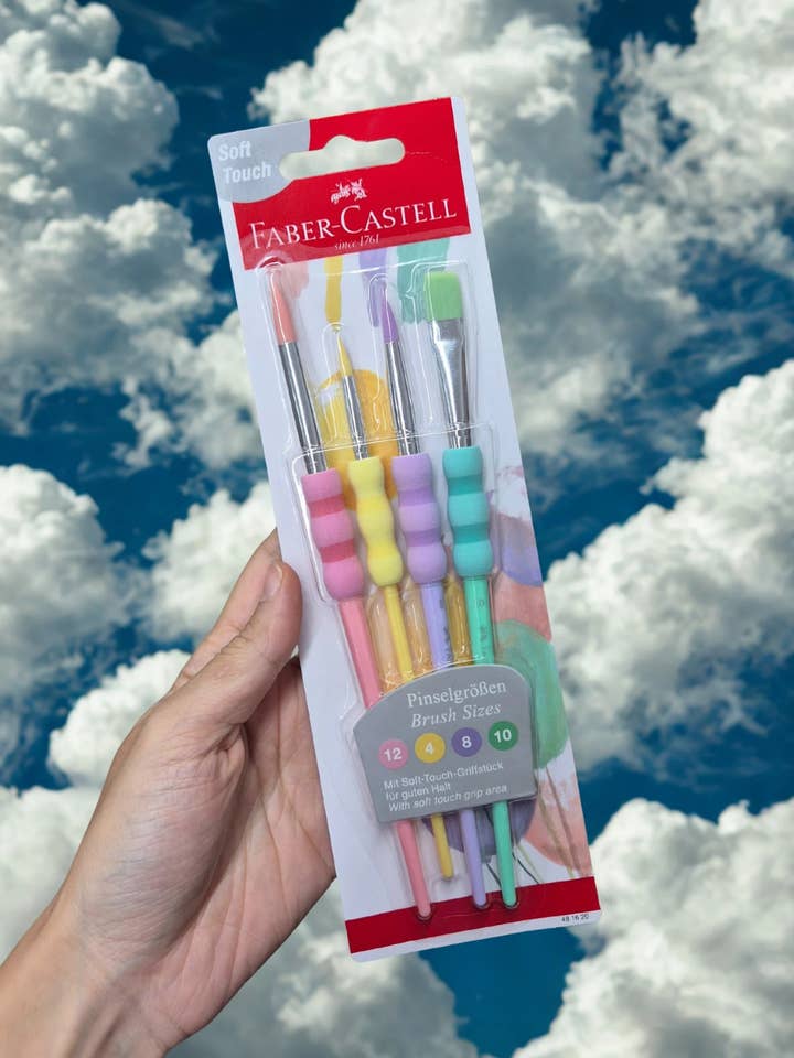 Soft Touch Brush Set – 4 pcs | Size 4-6-8-10 | Pastel Handle for wholesale by Bonnie Stuff