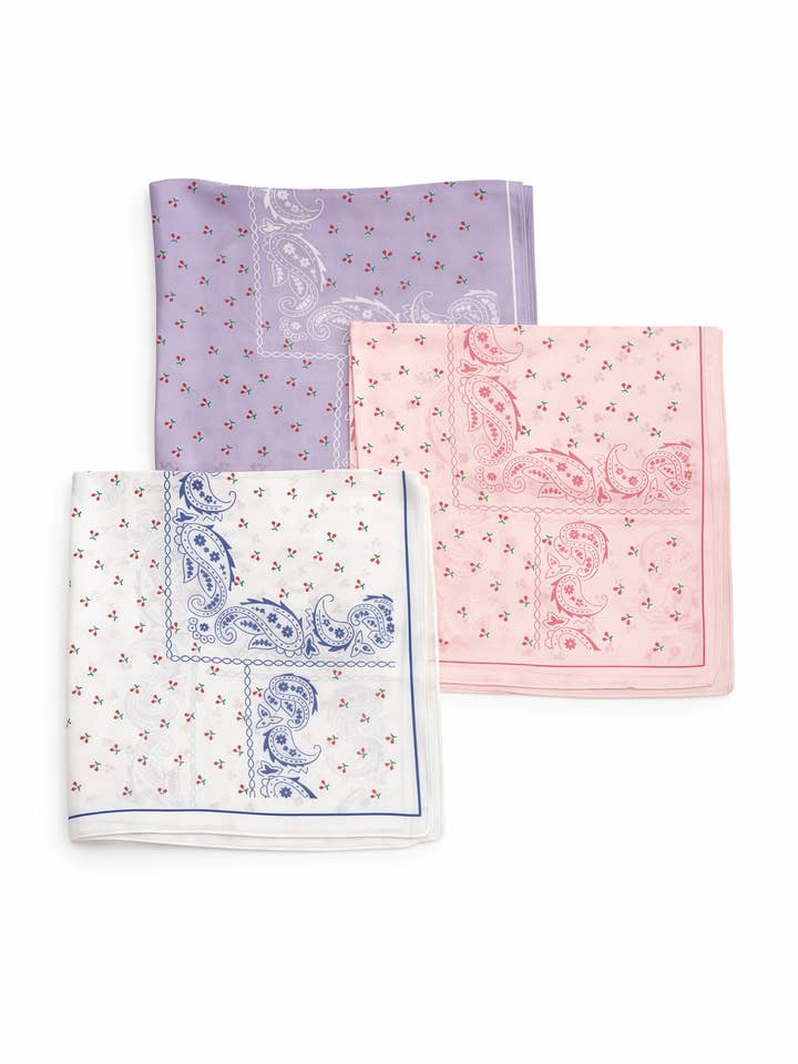 Foulard à motif 65 X 65 CM FL503DF pour la vente par BYREN | ÉLINE L'ATELIER