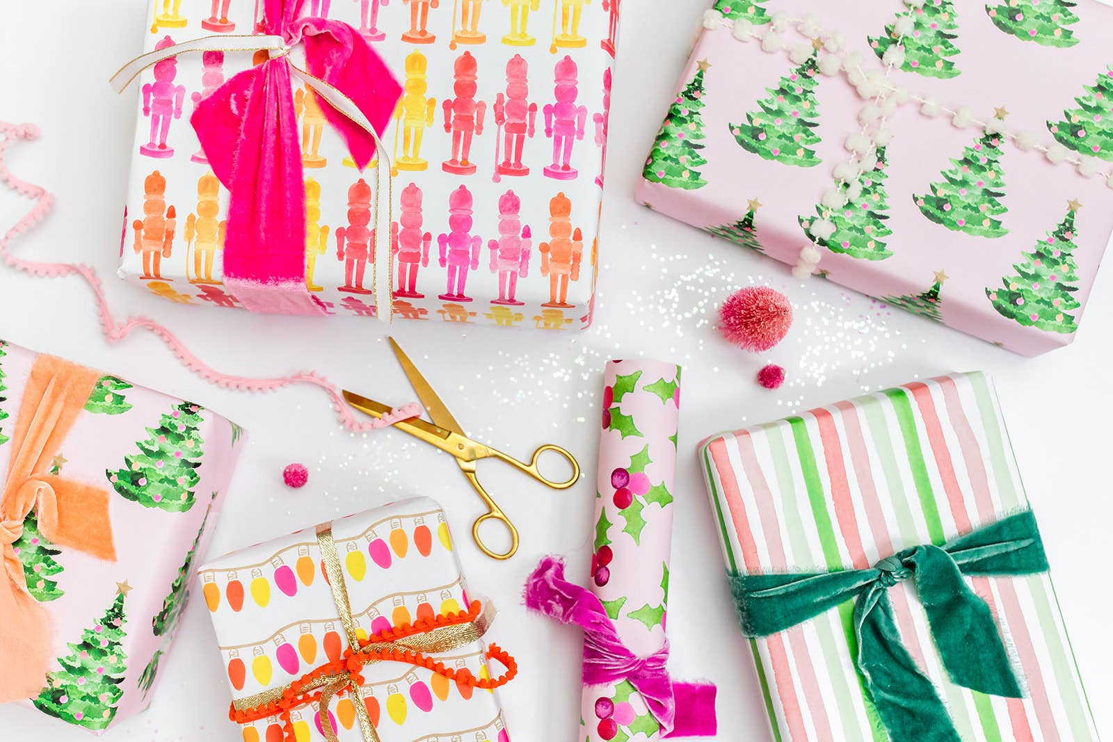 Gert & Co – wholesale Wrapping paper roll – Pink Christmas Gift Wrap | Christmas Trees on Pink3