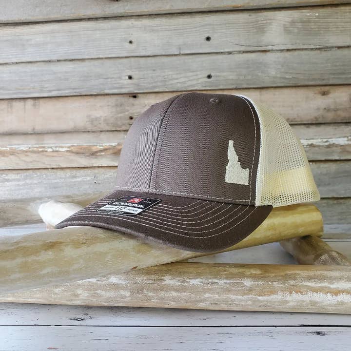 Mad River - Vente Casquette de camionneur – unisexe - État Silhouette Votre État sur Casquette Trucker Richardson 112