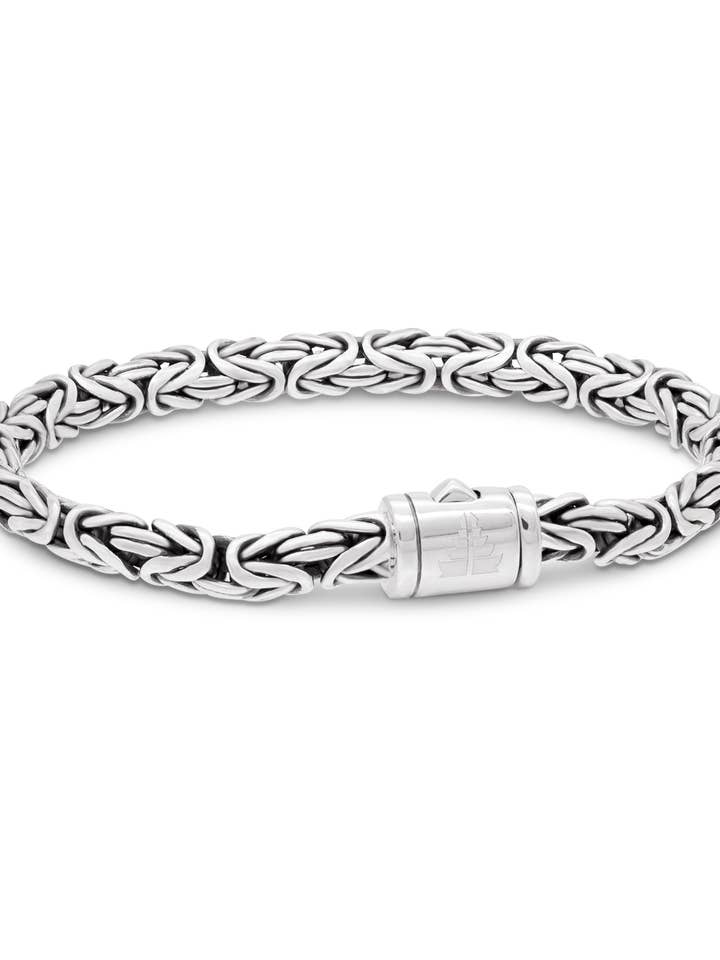 Borobudur Chain Bracelet 6mm Oval for wholesale by DEVATA