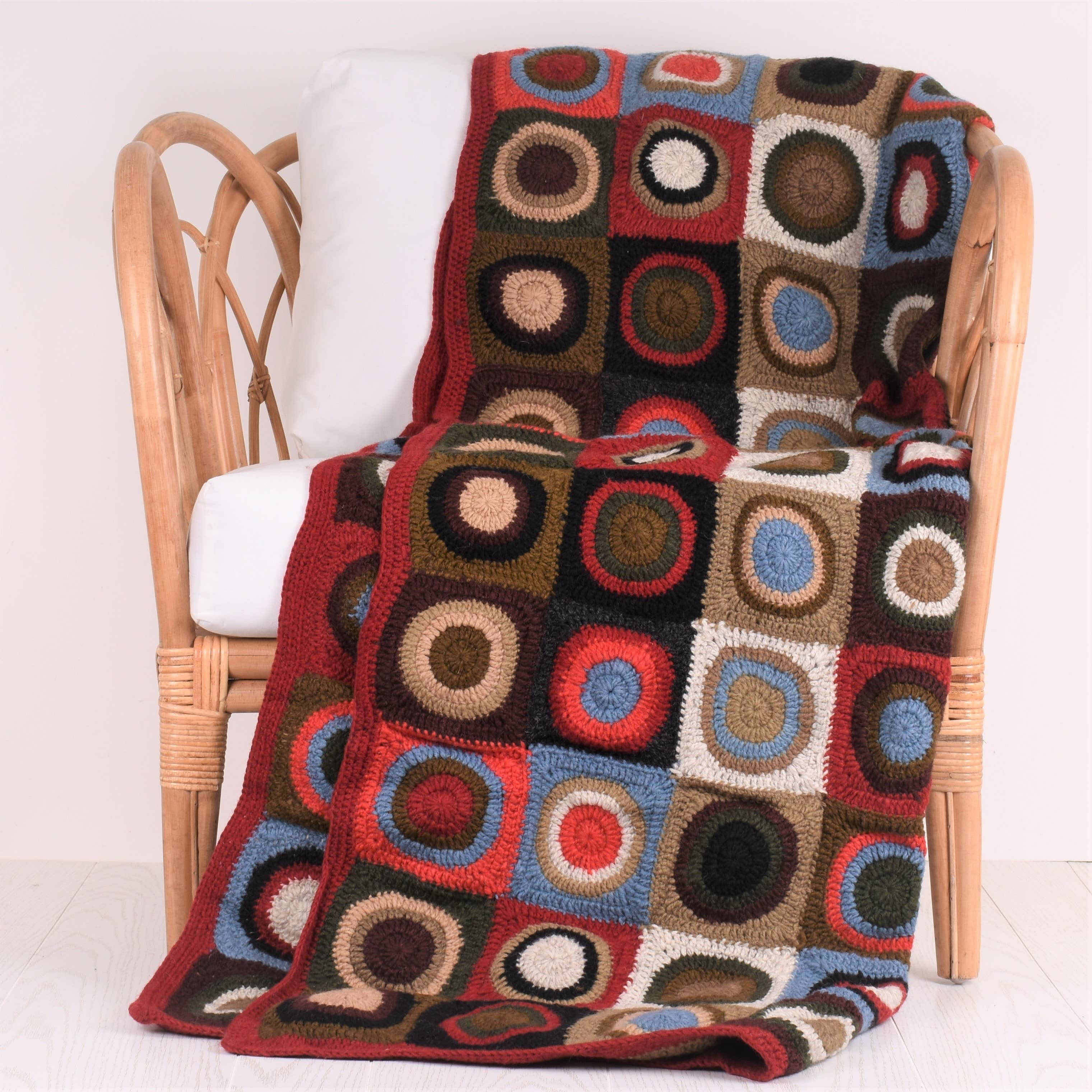 Lost Horizons Knitwear – Ships from USA - Wholesale Throw Blanket - Discs Handcrafted Wool Throw – Geometric Design2