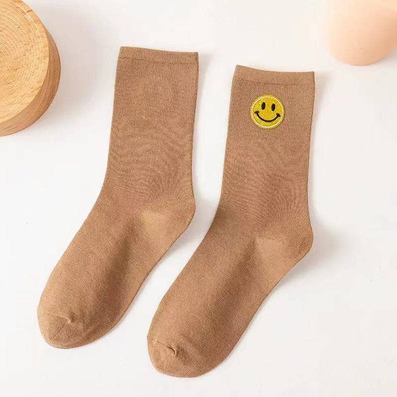 Shop Lev – wholesale Socks – Women's – Women happy face Patch Crew Cotton Socks3