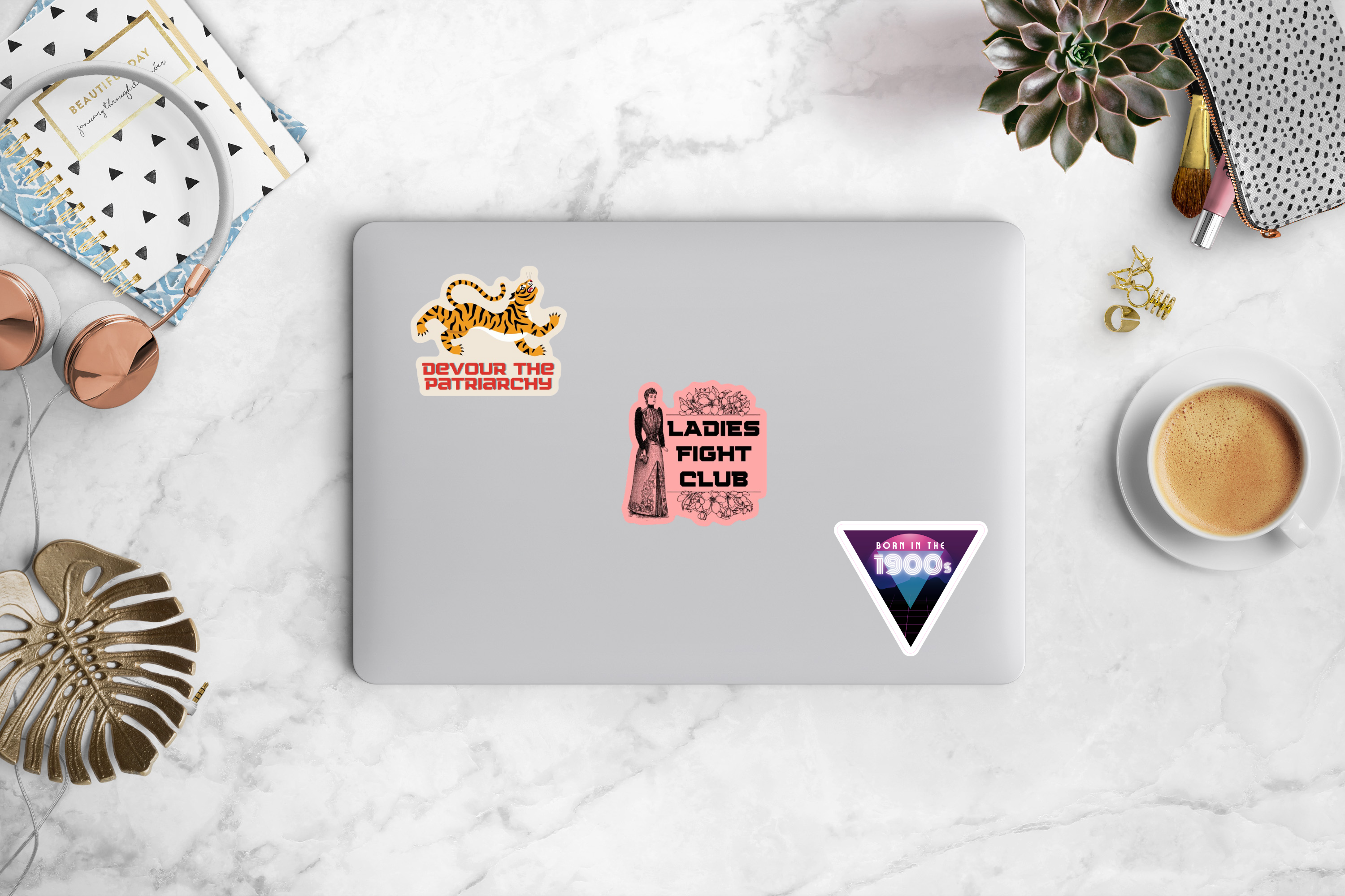 GetBullish – Adesivo por atacado – Etiqueta Vinil Sticker Senhora Fight Club 3in x 3in2