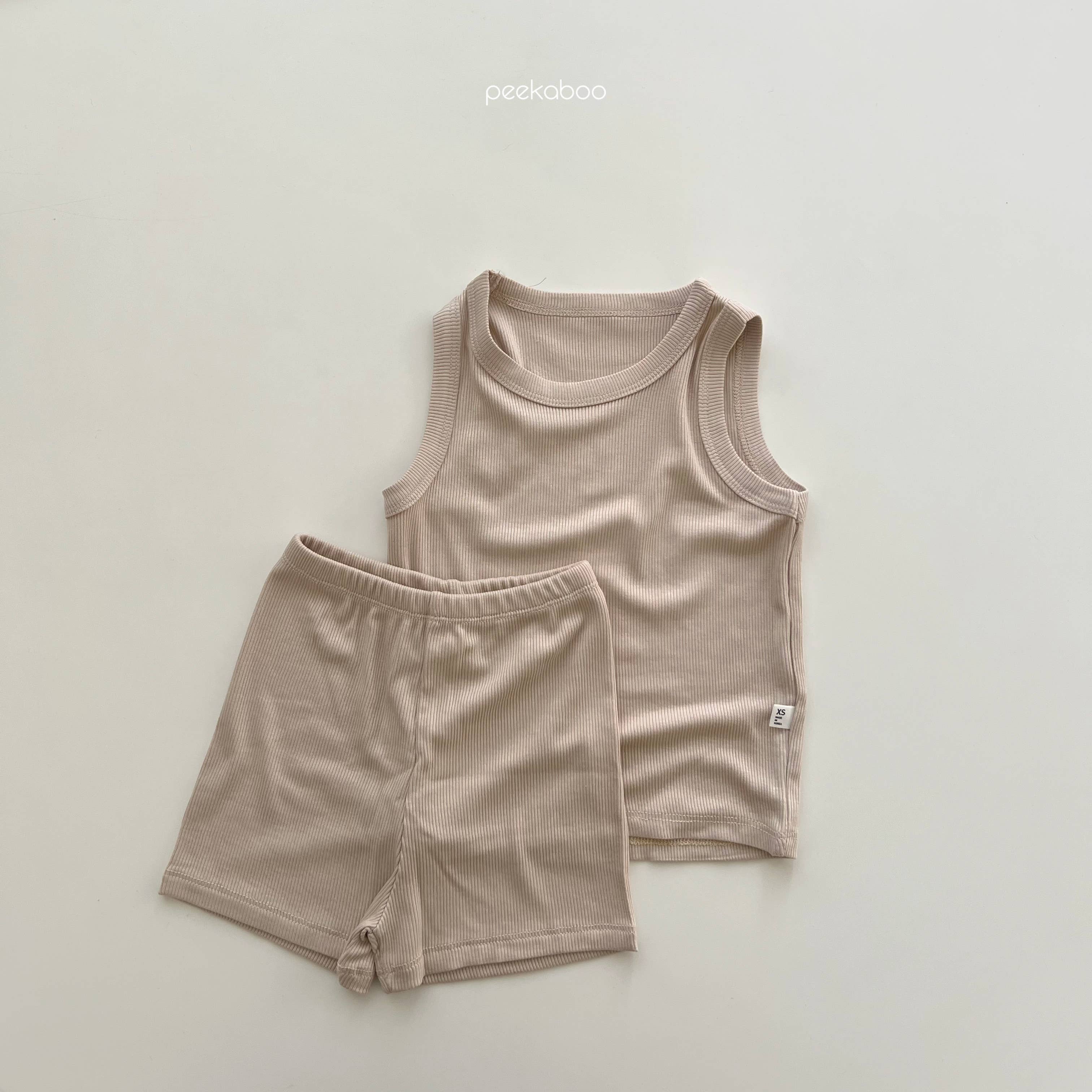 peekaboo – Großhandel Schlafanzug-Set – Kinder – Neutrale Farbe Kinder Kleinkind geripptes Tanktop und Shorts Pyjama1