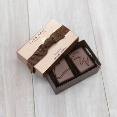 John Kelly Chocolates – wholesale Chokladkartong – 2 st Signatur Handgjord Halvsöt choklad samling
