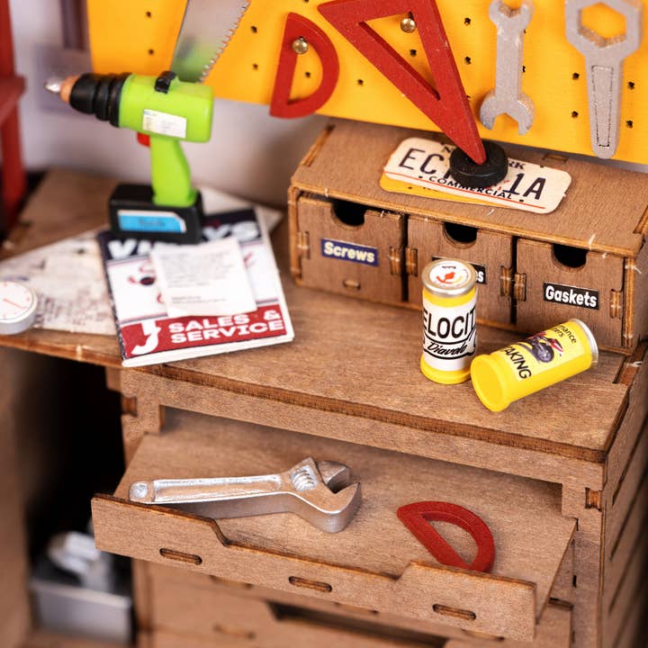 Hands Craft - Wholesale DIY Craft Kit - DIY Miniature House Kit: Garage Workshop7