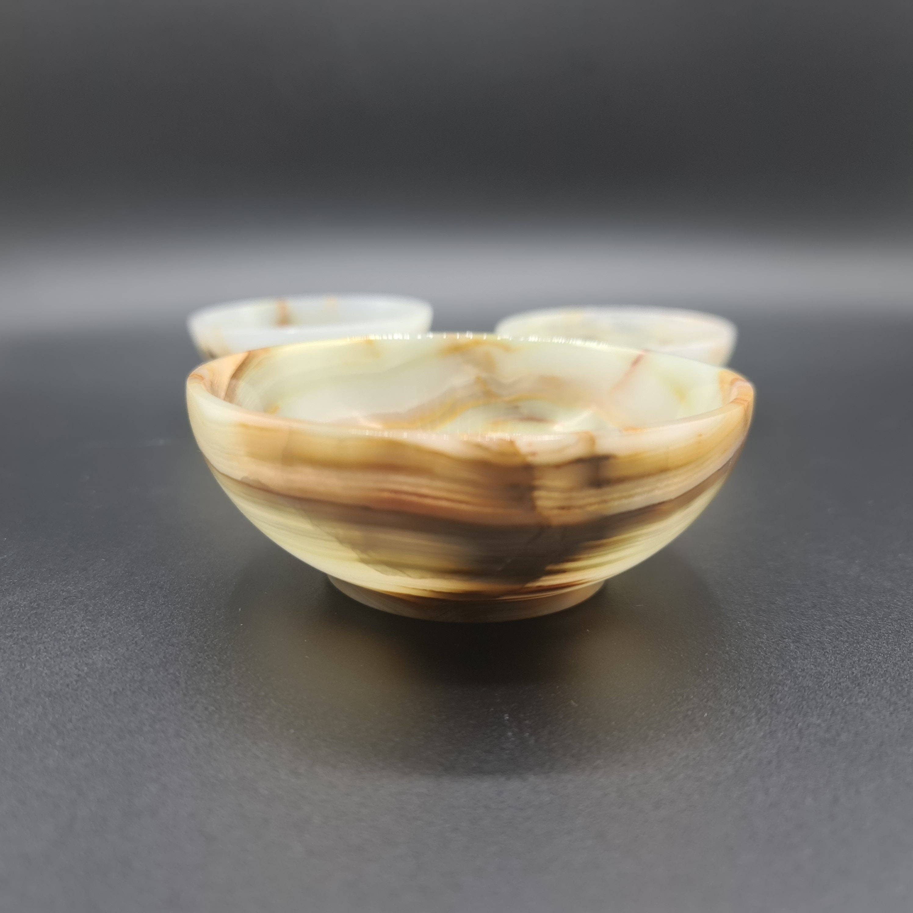 Gemstone Gifts Ltd. – wholesale Decorative plate/dish/bowl – Onyx Crystal Bowl 3" and 4"11