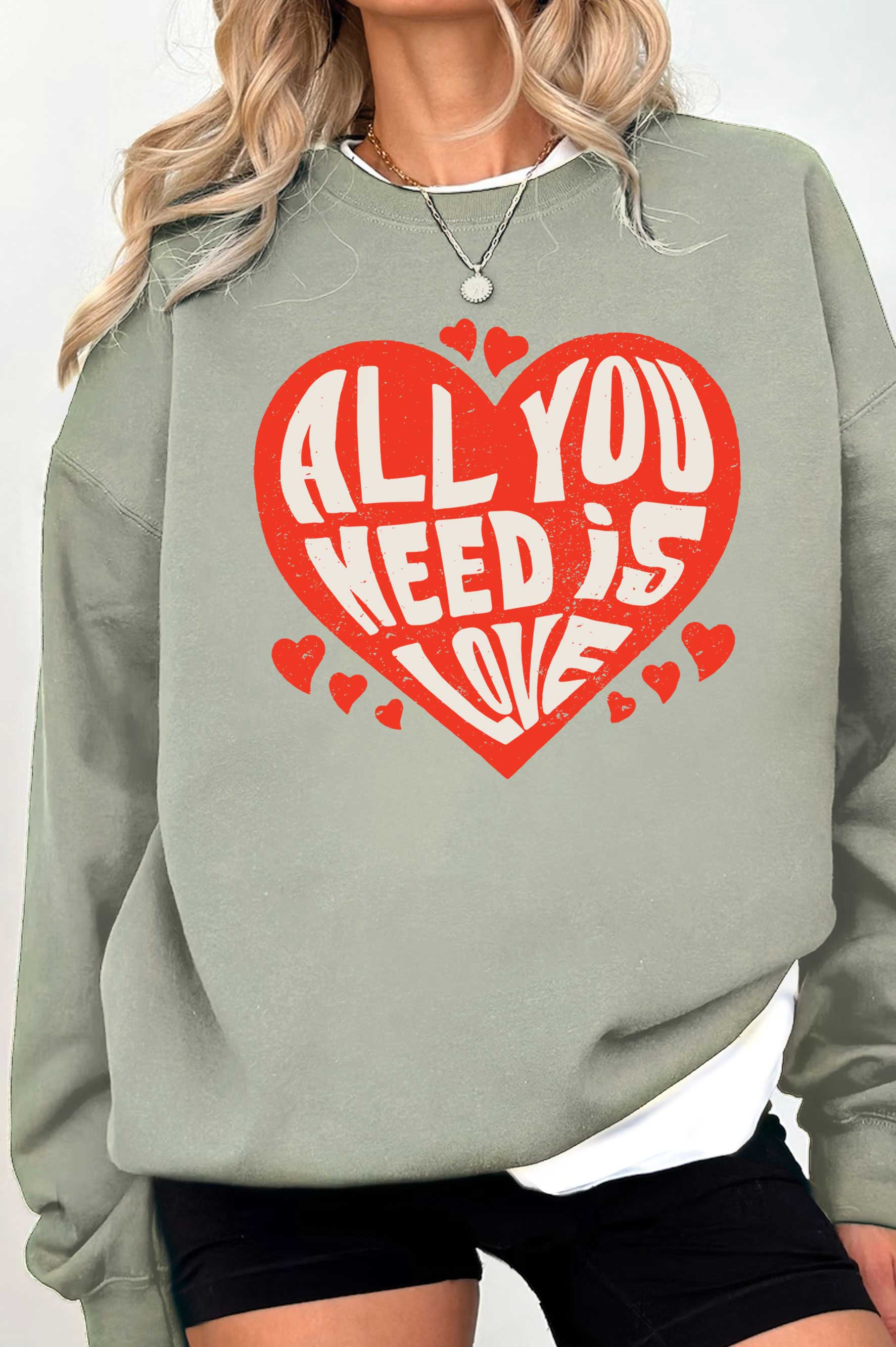 Rustee Clothing - Wholesale Grafisch sweatshirt - Dames - ALLES WAT JE NODIG HEBT ZIJN GEBORSTELDE SWEATSHIRTS MET GRAFISCHE AFBEELDINGEN VAN LOVE HEART4
