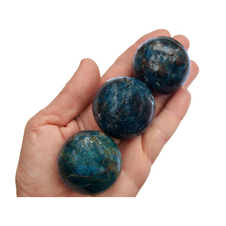 Kaia & Crystals – wholesale Spiritual stone/crystal – Blue Apatite Sphere Stone (25mm - 45mm) - Crystal Ball2