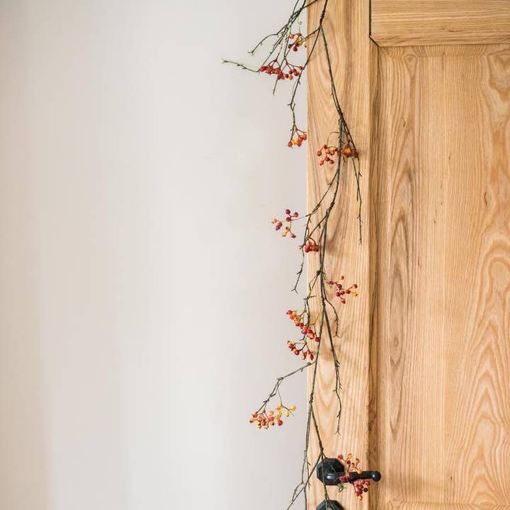 Rustic Reach - Wholesale Artificial Plant - Artificial Vine Orange Berry Vine 39" Long6