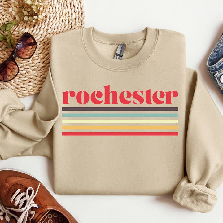 Felpa Retro Custom City per la vendita all'ingrosso da parte di Southern Girl Supply Co