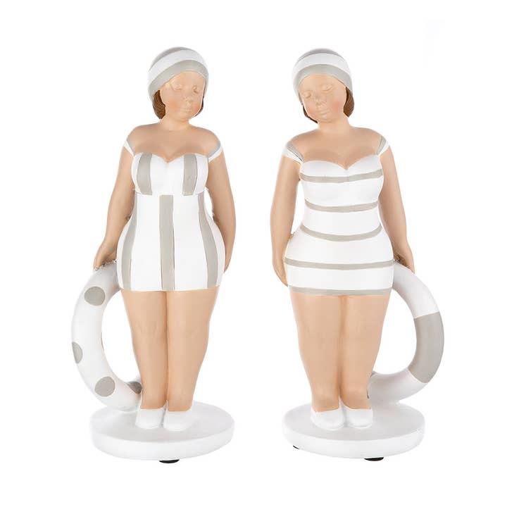 Gilde Handwerk Macrander GmbH & Co. KG - Wholesale Decorative Figurine - Figure “Becky” grey/white, 2-assorted, h.20,5cm0