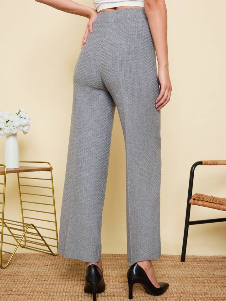 Acacia Paris - Wholesale Pants - Women's - Women's pants with jogging style - 3417