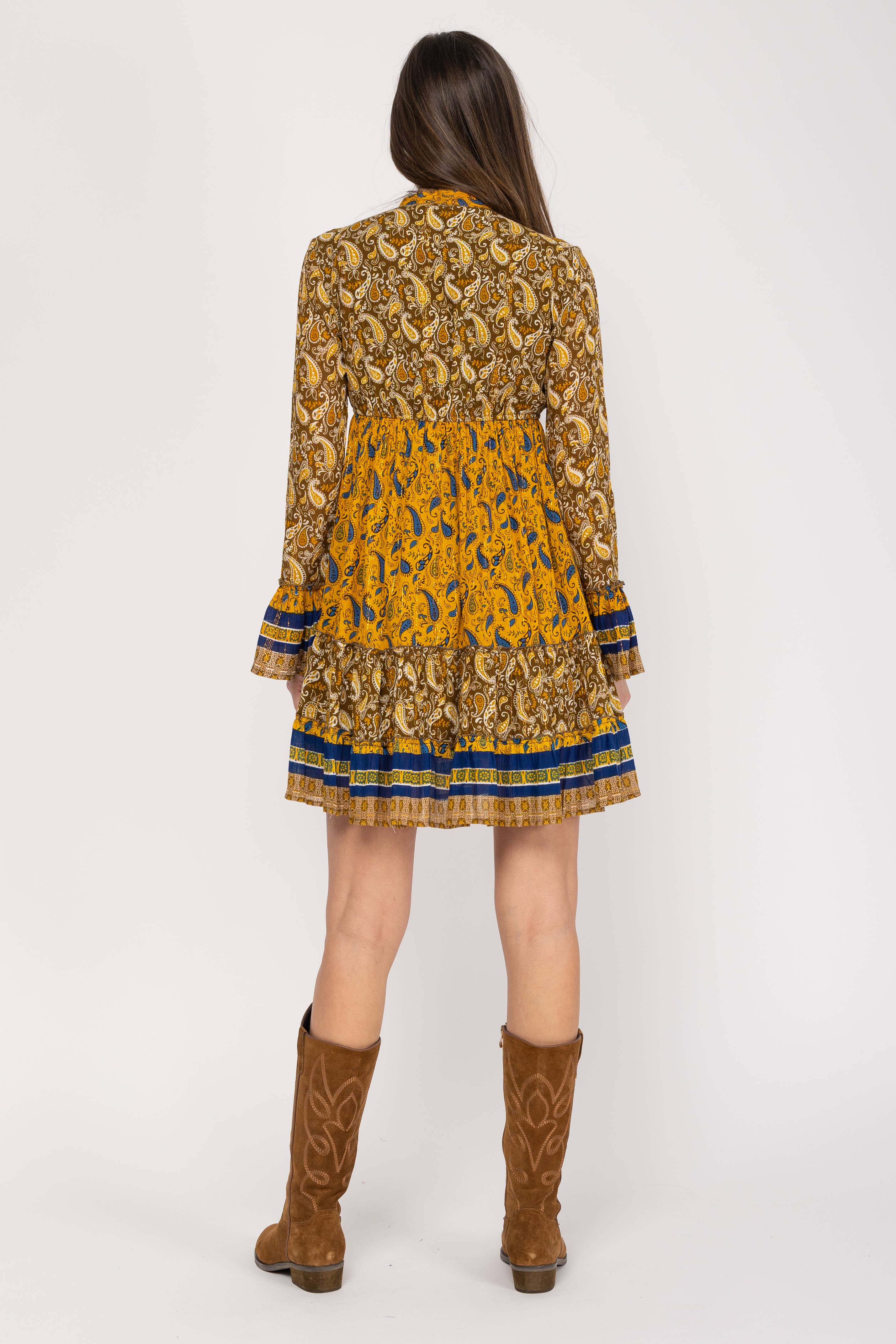 Kaffe Kjole PR8149V med paisleymønster og mandarinlukning for engroshandel på Faire2