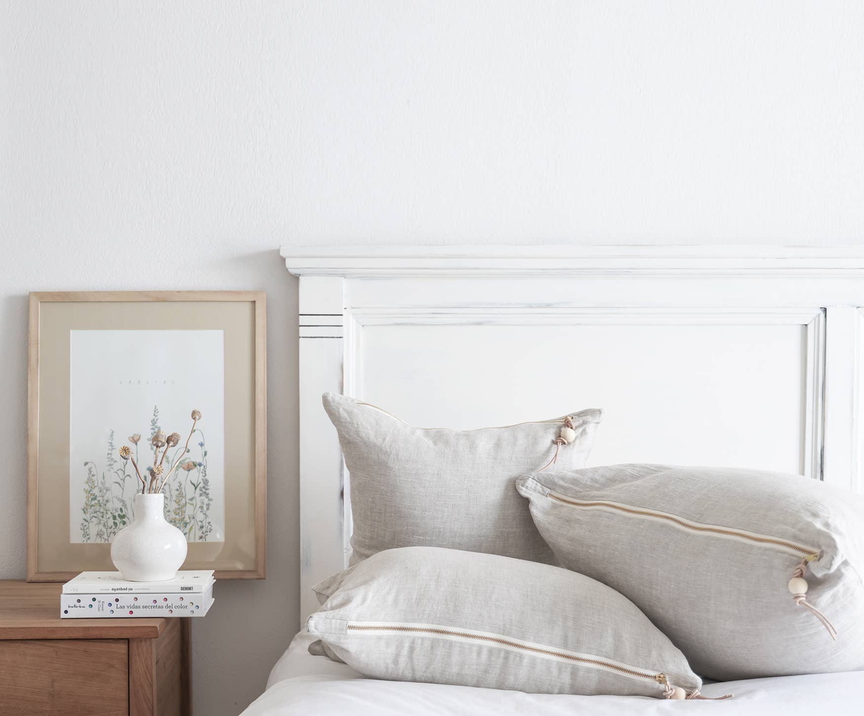 Celina Mancurti, LLC - Wholesale Throw/Decorative Pillow - Oatmeal Washed Linen Pillow - 3 Sizes2