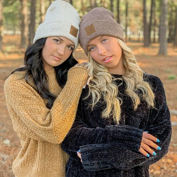 MiMi Wholesale - Wholesale Beanie - Women's - HTM9021 Unisex Soft Ribbed Leather Patch Beanie8