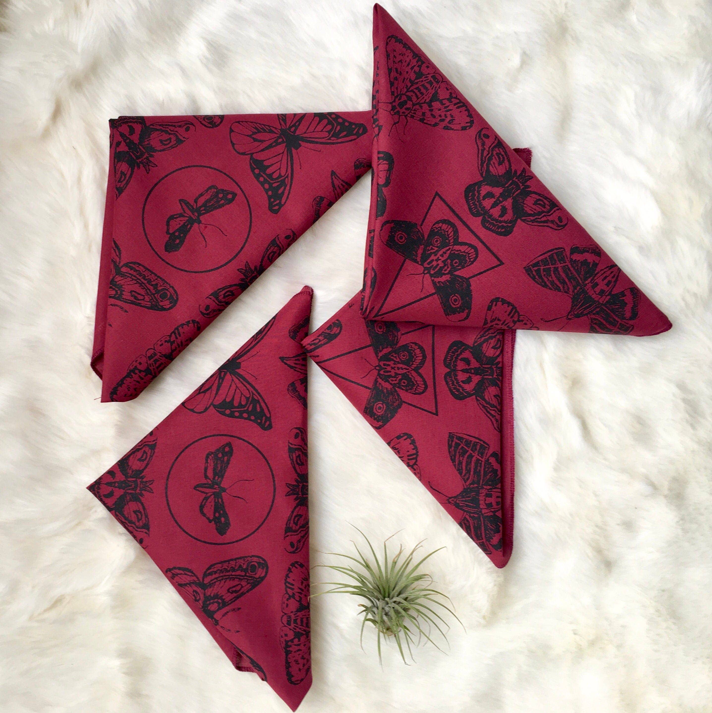 MBMB – Großhandel Bandana – Damen – Bandana mit Mottenmuster In Burgunderrot und Schwarz3