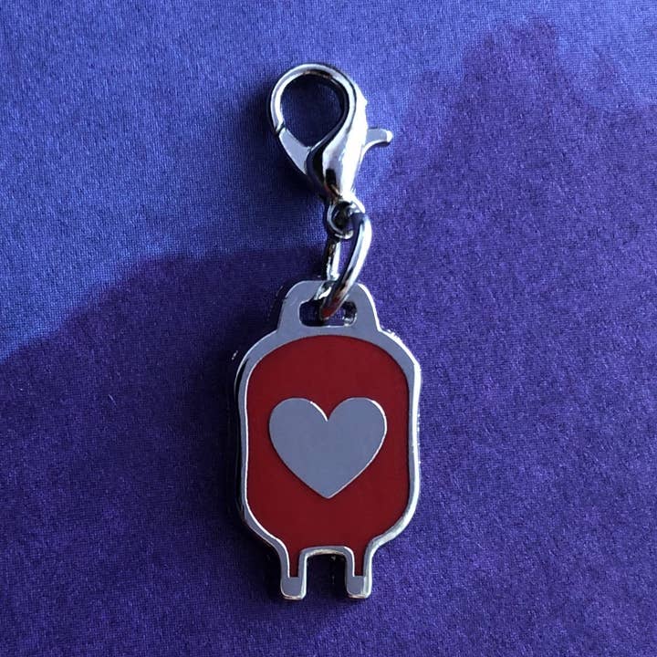 IV Bag Charm för wholesale av Rad Girl Creations