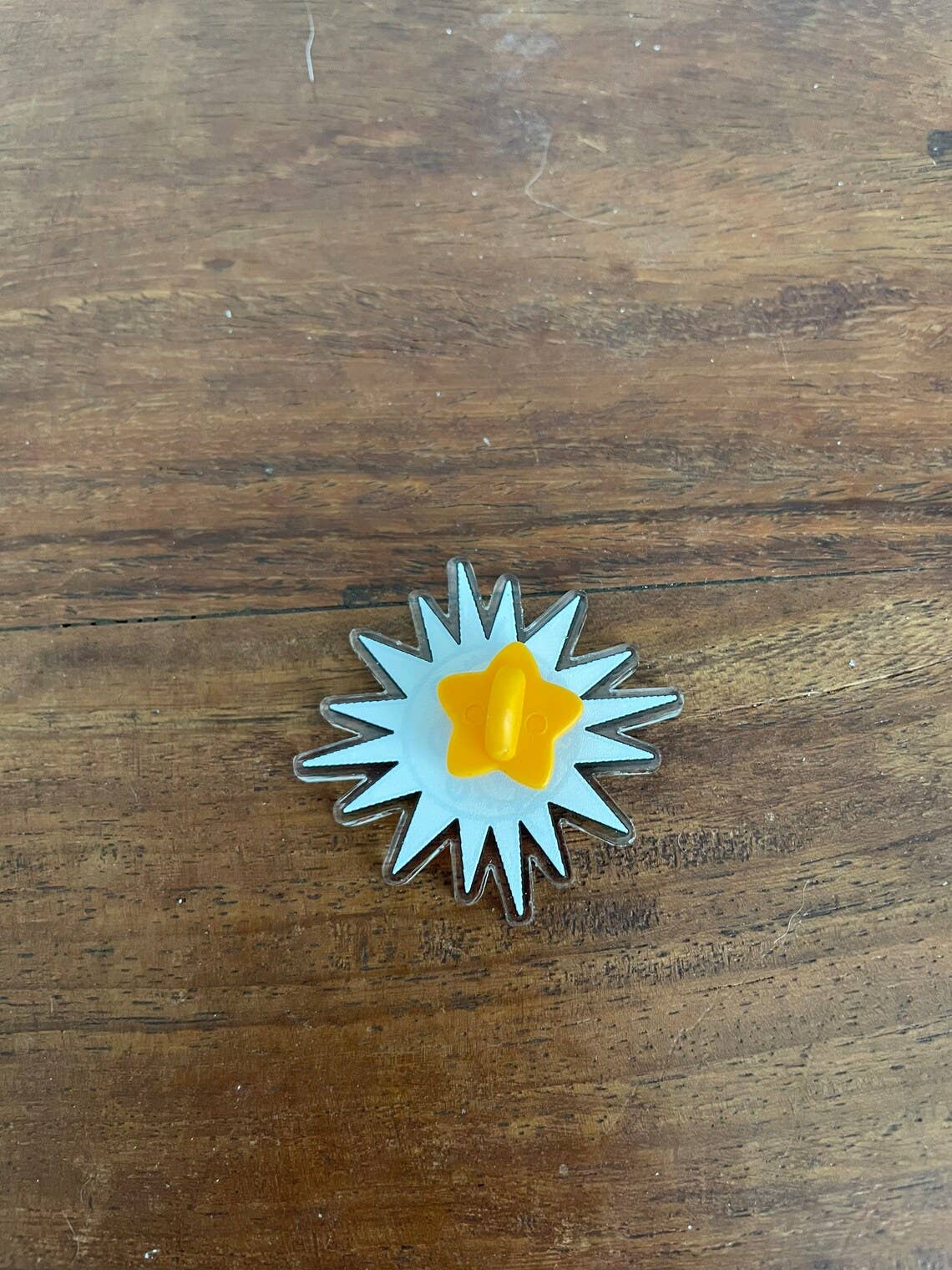 Oli Jolly Ink - Wholesale Lapel Pin/Button - Sunny Sonny - Acrylic Pin2
