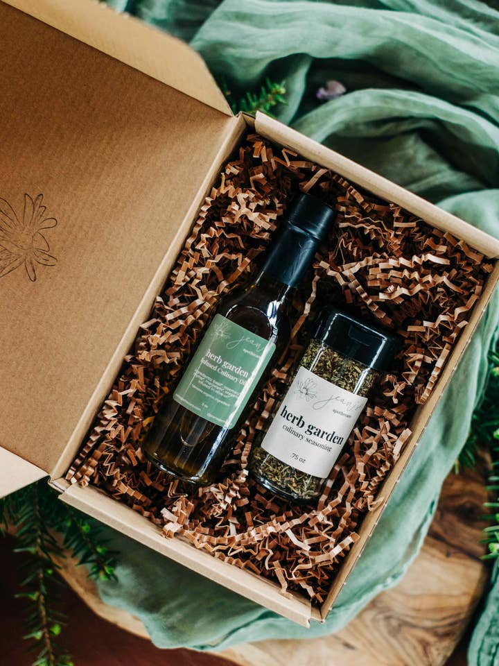 Huile d'olive infusée au jardin d'herbes | Charcuterie & Culinaire pour la vente par Jean's Apothecare