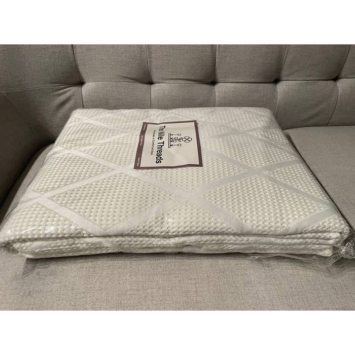 Couvertures de luxe en coton égyptien pour la vente par The Nile Threads