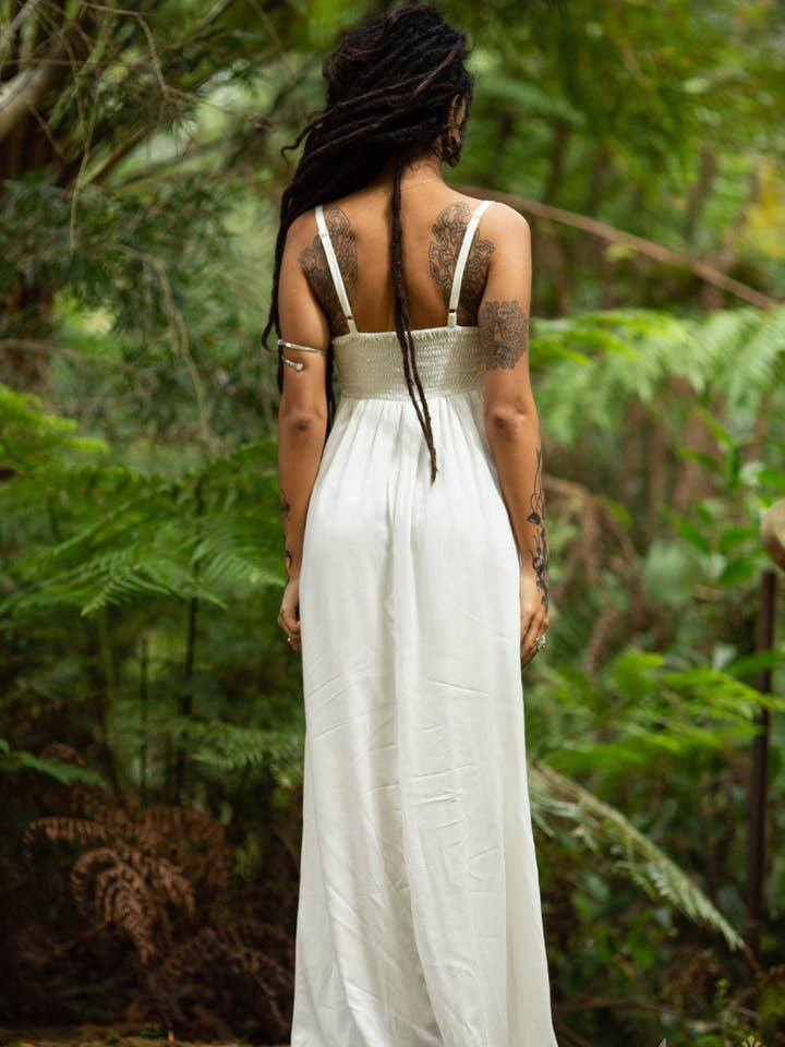 Arya Clothing - Wholesale Dress – Women's - Traditional Linen Dress - White (Black Stitching)1