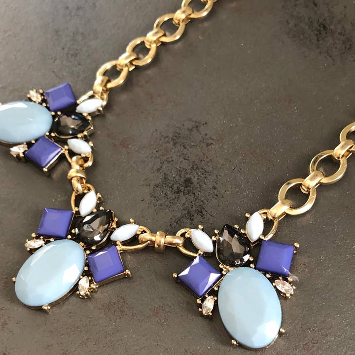 Lauren Lane - Wholesale Pendant/charm necklace - Amy Rhinestone Statement Necklace3