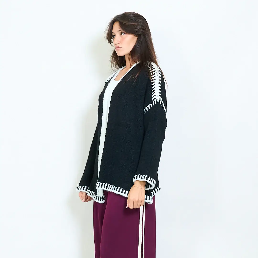 AMELÉ - Wholesale Cardigan - Women's - Bouclé knit cardigan with contrasting details.1