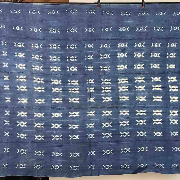Vintage Mossi Indigo Textil „Wrapper“ | 56 x 44" für den Großhandel von The Niger Bend