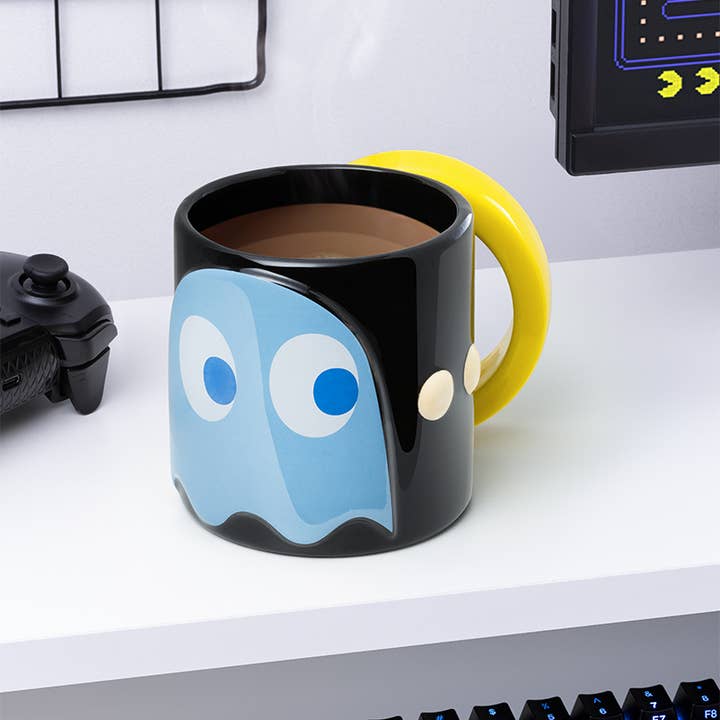 Paladone - Wholesale Coffee Mug - Pac Man Shaped Mug2