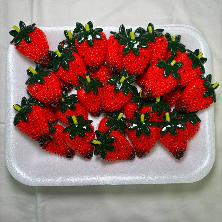 Magnets Market - Wholesale Magnet - Strawberry Kitchen Magnet1